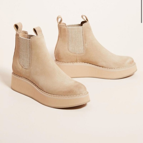 Dolce Vita Arlete Chelsea Pull-on Boots in Mushroom Suede Size 7.5 - Picture 1 of 6